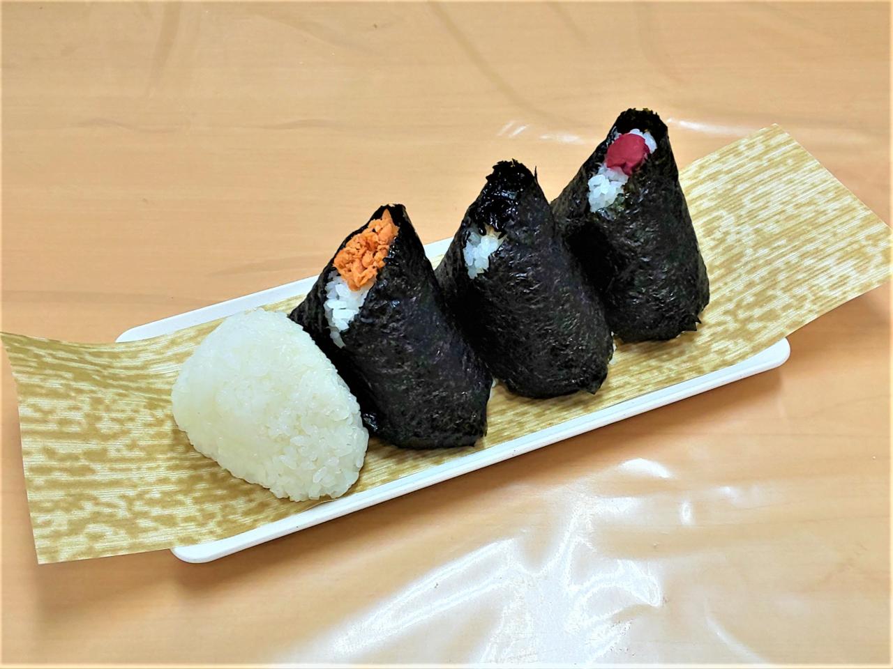 うおぬま倉友農園 おにぎり屋