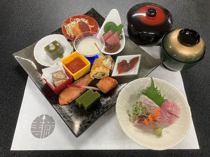 割烹 善蔵