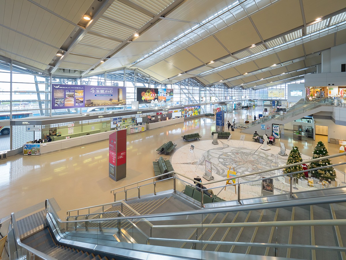  新潟空港1階 国内線手荷物受取所 （※国内線到着便をご利用の方のみ獲得できるスタンプです。）