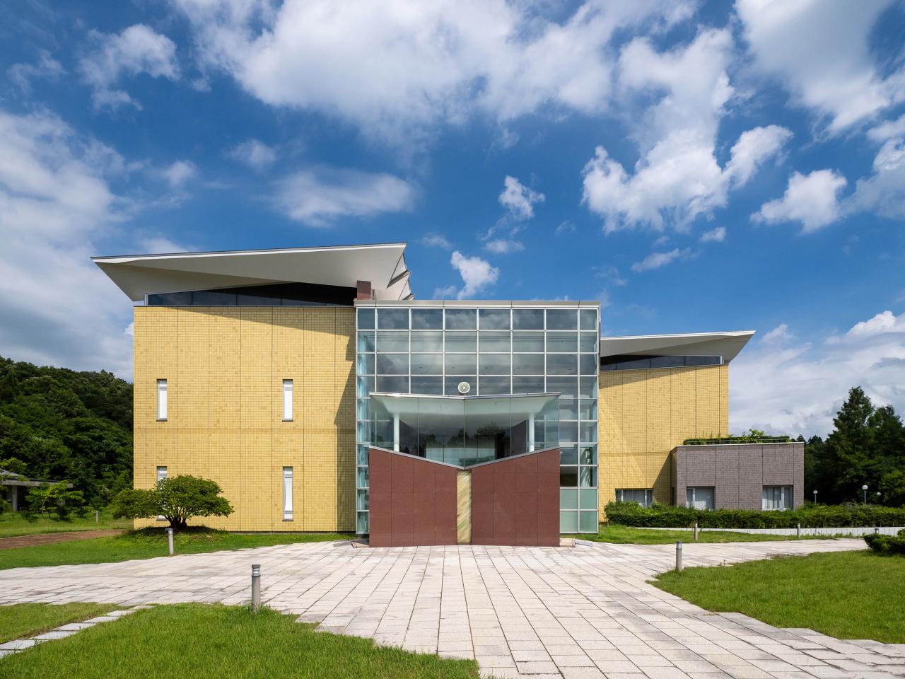 新潟市新津美術館